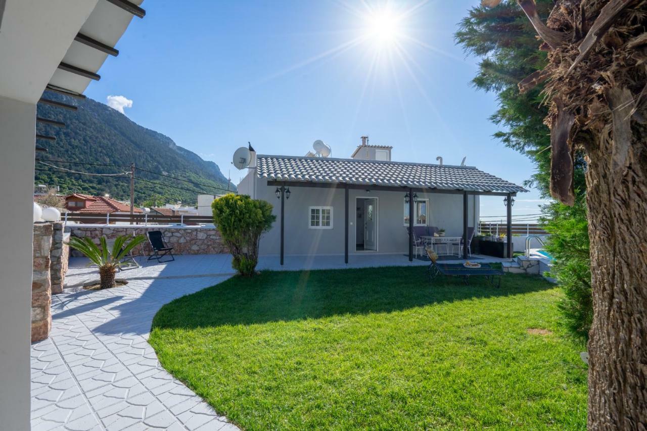 Fontana Luxury Villa Salakos With Pool Near Beach Extérieur photo