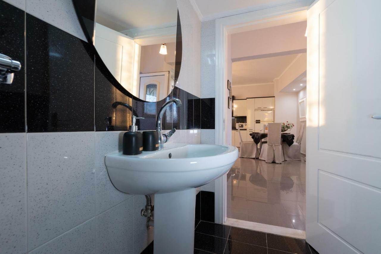 Fontana Luxury Villa Salakos With Pool Near Beach Extérieur photo